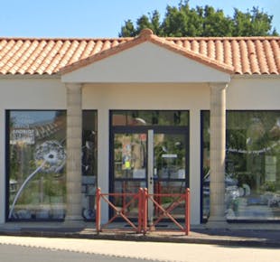 `photo de l'établissement de ${name}`