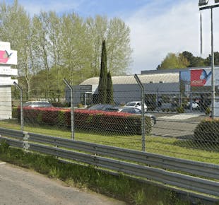 `photo de l'établissement de ${name}`