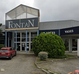 `photo de l'établissement de ${name}`