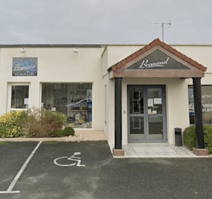 `photo de l'établissement de ${name}`