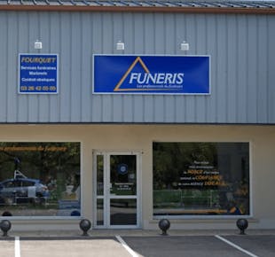 `photo de l'établissement de ${name}`