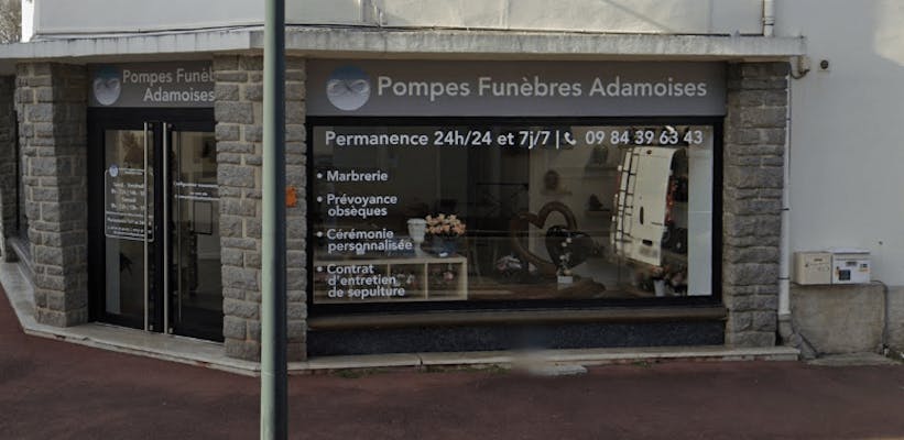 Photographie de la Pompes Funèbres Adamoises de L'Isle-Adam