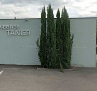 `photo de l'établissement de ${name}`