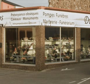 `photo de l'établissement de ${name}`