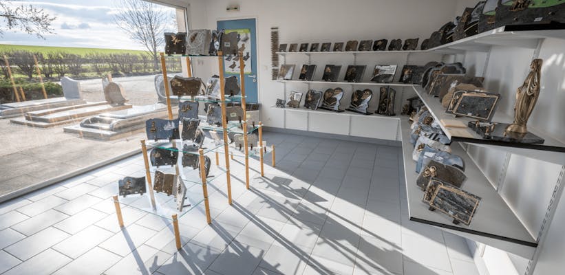 Photographie de la Pompes Funèbres et Marbrerie Ranché des Trois-Moutiers