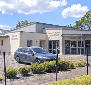 `photo de l'établissement de ${name}`