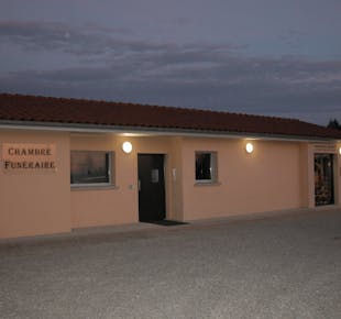 `photo de l'établissement de ${name}`