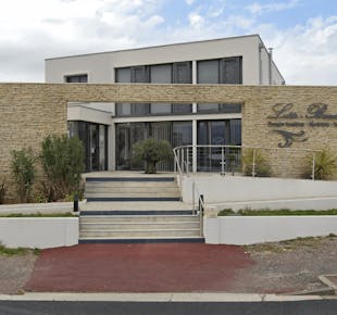 `photo de l'établissement de ${name}`