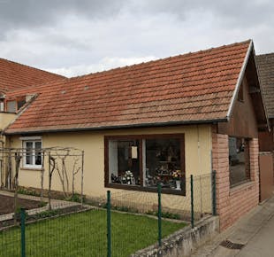 `photo de l'établissement de ${name}`