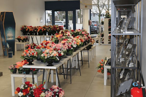 Photographie de Pompes Funèbres Roc-Eclerc de Poissy