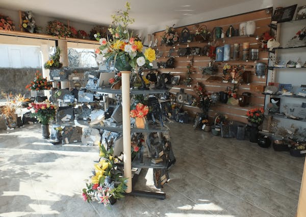 Photographie de la Pompes Funèbres Brémand de Sainte-Hermine


