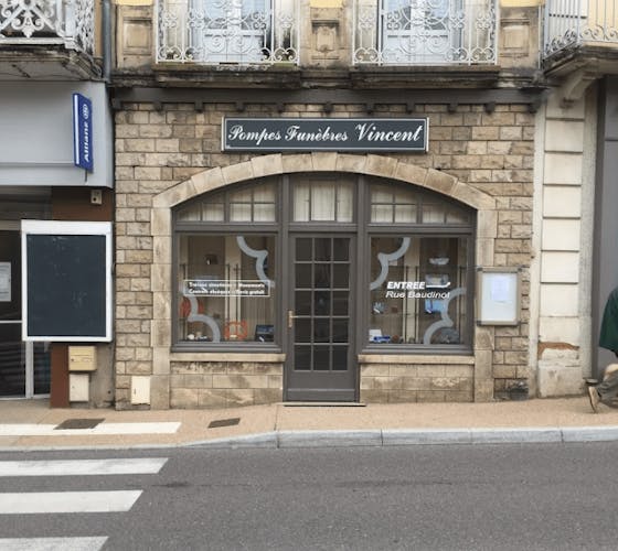 Photographie de la Pompes Funèbres Vincent de Charolles