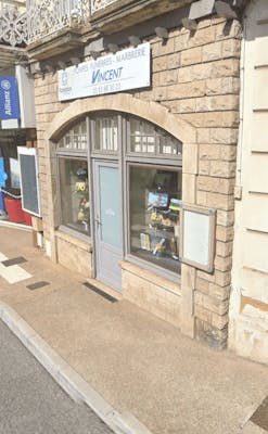 Photographie de la Pompes Funèbres Vincent de Charolles


