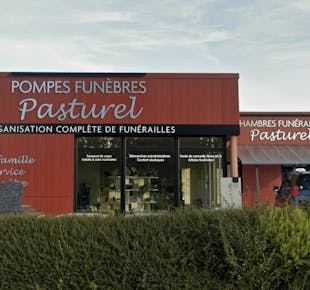 `photo de l'établissement de ${name}`