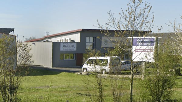 Photographie de la Pompes Funèbres Dauger d'Azay-le-Brûlé