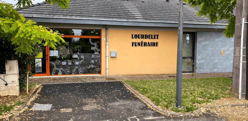 Photographie de la Pompes Funèbres Lourdelet & Mont Tilleul de Douzy