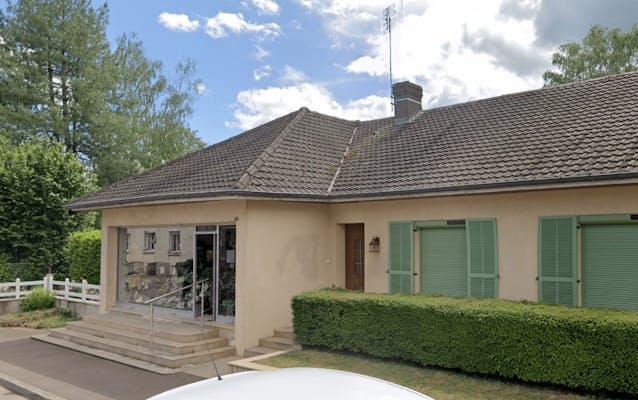 Photographie de la Pompes Funèbres Marbrerie DUCAROUGE de Perrecy-les-Forges