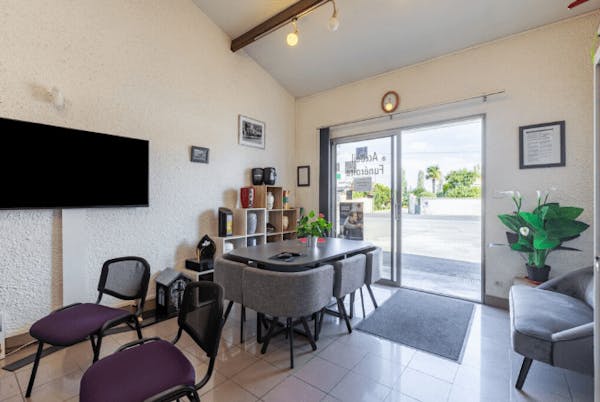 Photographie de la Pompes Funèbres Guillet de Saint-Germain-de-Lusignan