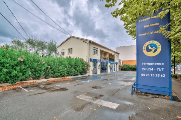 Photographie de Pompes Funèbres Roc'Eclerc de Fréjus