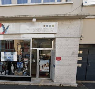 `photo de l'établissement de ${name}`