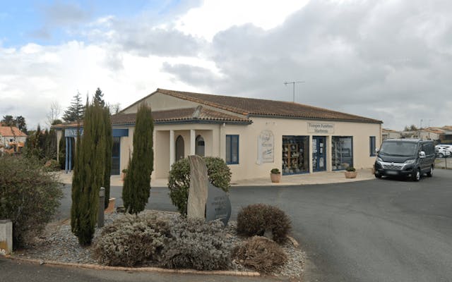 Photographie de la Pompes Funèbres et Marbrerie Vinet Bremand de Fontenay-le-Comte