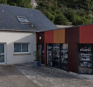 `photo de l'établissement de ${name}`