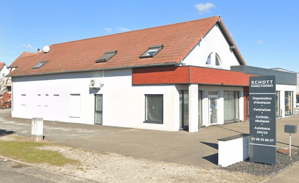Photographie de la Pompes Funèbres Schott d'Oberhoffen-sur-Moder