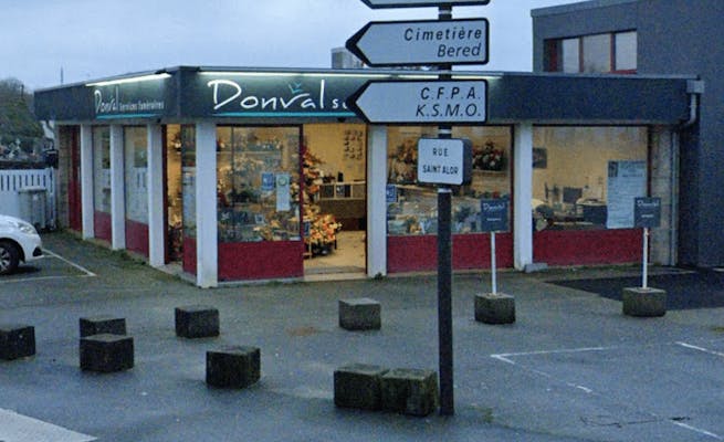 Photographie de la Pompes Funèbres Donval de Quimper