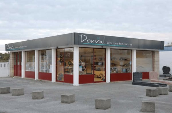 Photographie de la Pompes Funèbres Donval de Quimper