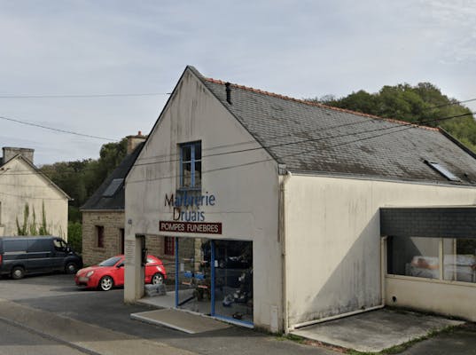 Photographie de la Pompes Funèbres et Marbrerie Druais de Châteaulin
