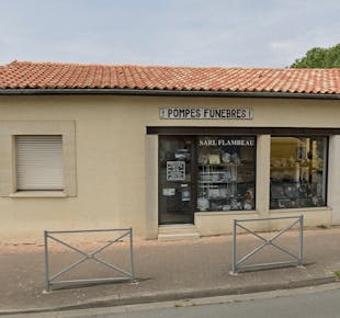 `photo de l'établissement de ${name}`