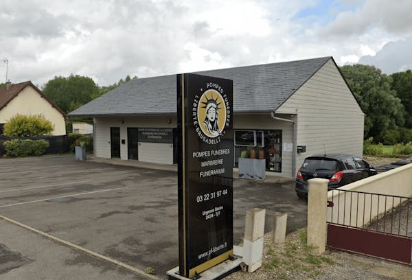 Photographie de la Pompes Funèbres Liberté-Brusadelli de Longpré-les-Corps-Saints