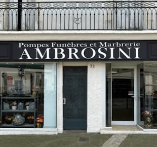 `photo de l'établissement de ${name}`