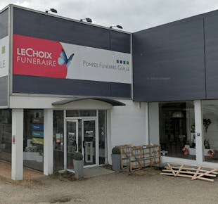 `photo de l'établissement de ${name}`