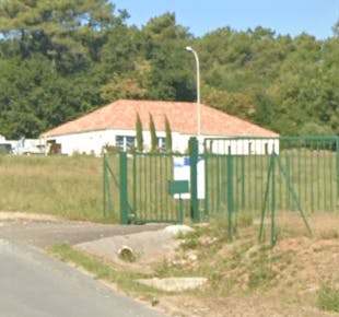 `photo de l'établissement de ${name}`