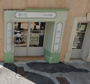 `photo de l'établissement de ${name}`
