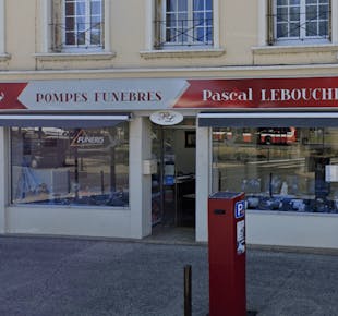 `photo de l'établissement de ${name}`