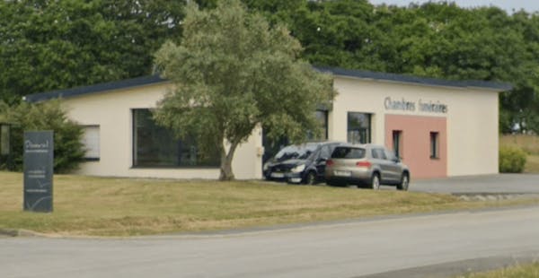 Photographie de la Pompes Funèbres Donval de Plogastel-Saint-Germain


