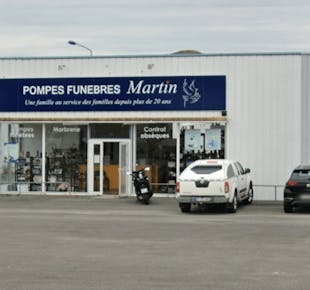 `photo de l'établissement de ${name}`