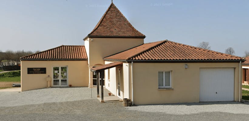 Photographie de la Pompes Funèbres Michel André de Salignac-Eyvigues