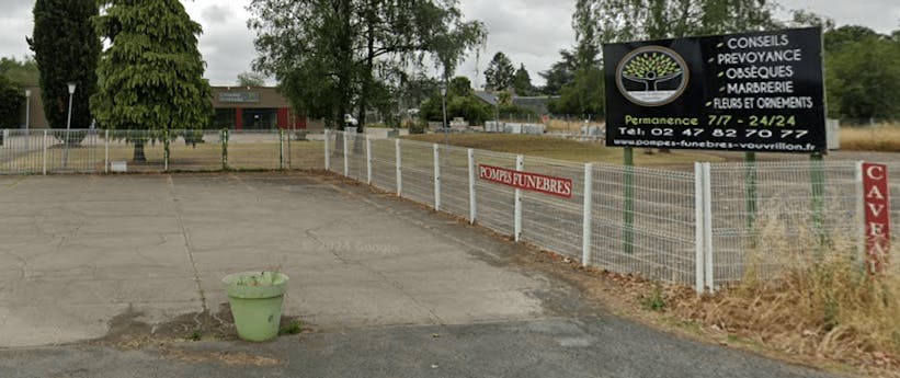 Photographie de la Pompes Funèbres du Vouvrillon de Monnaie


