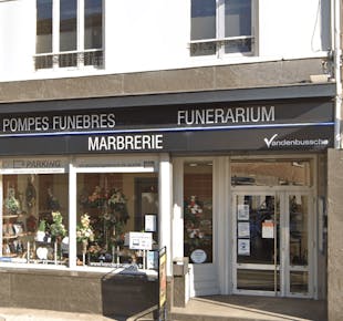 `photo de l'établissement de ${name}`