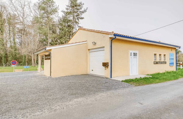 Photographie de Chambre Funéraire de Pompes funèbres La Lidoire de Lamothe-Montravel