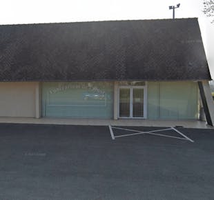 `photo de l'établissement de ${name}`