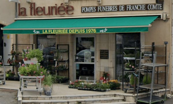 Photographie de la Pompes Funèbres de Franche-Comté S. LIEGEON de Pesmes