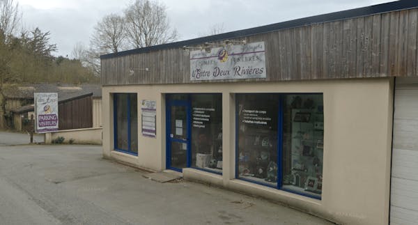 Photographie de Pompes Funèbres L'Entre Deux Rivières de Jugon-les-Lacs