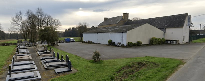 Photographie de la Pompes funèbres - Marbrerie Lamour de Radenac