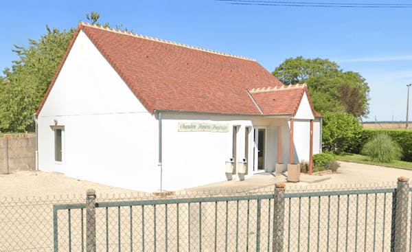 Photographie Funérarium de Pompes Funèbres Marbrerie VERGNOL d'Égreville