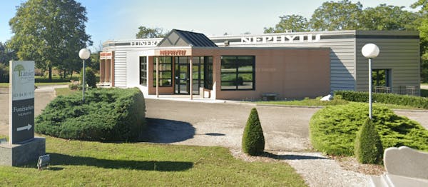 Photographie de la Pompes Funèbres Marbrerie Tanier d'Asnans-Beauvoisin