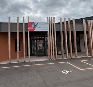 `photo de l'établissement de ${name}`